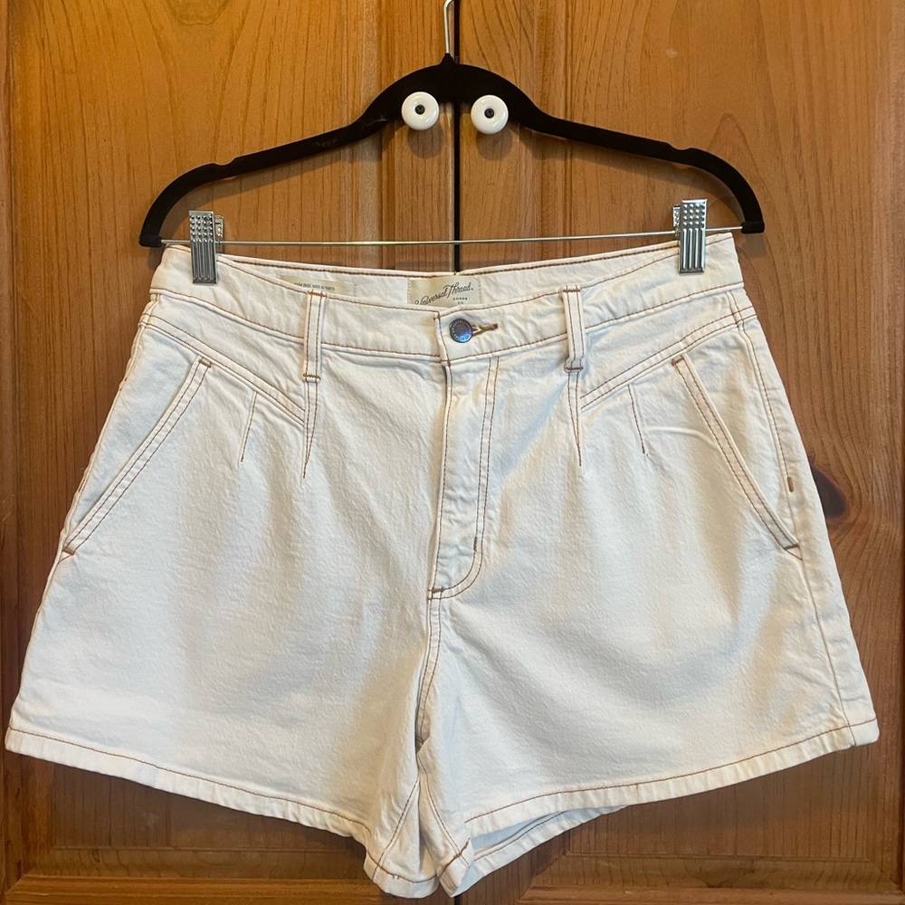 Universal Thread Cream Jean Shorts
